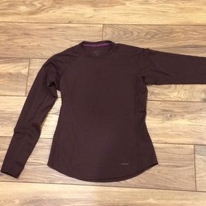 Patagonia Burgundy Capilene Crew Neck Baselayer, L
